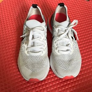 Nike Epic react size 8